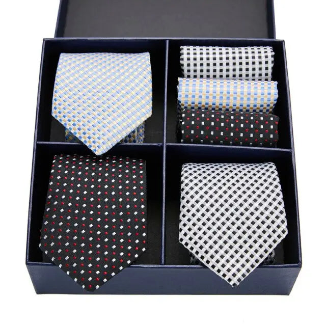 Edris - Men's Neck Tie and Hanky Gift Box 100% Silk - Satin & Sox