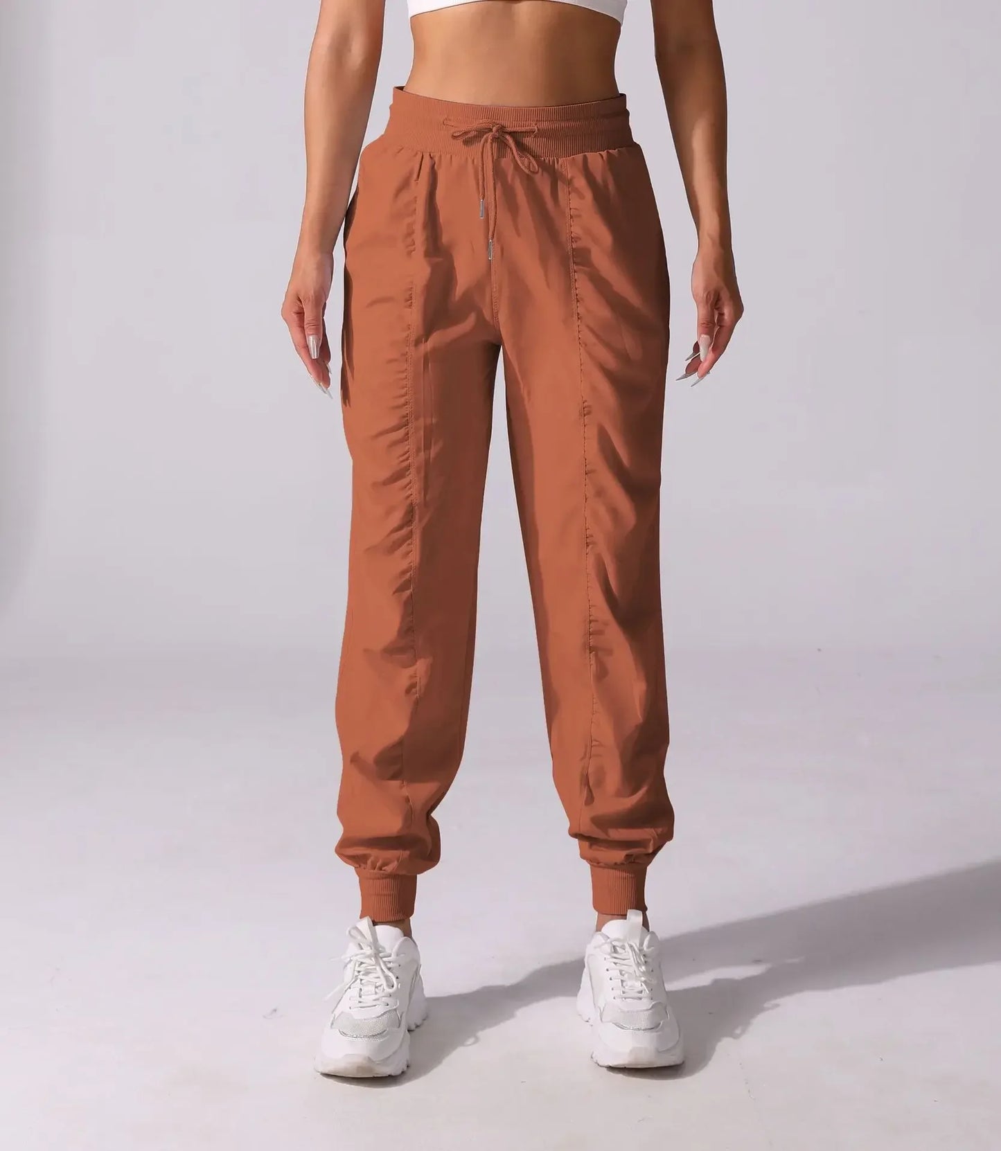 Women's fitness cargo pants