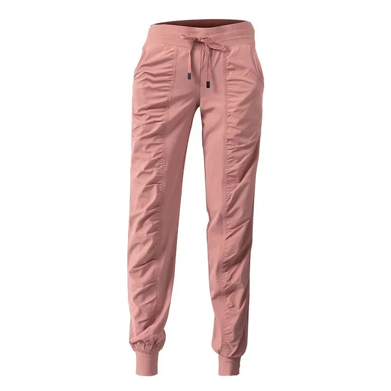 Women's fitness cargo pants