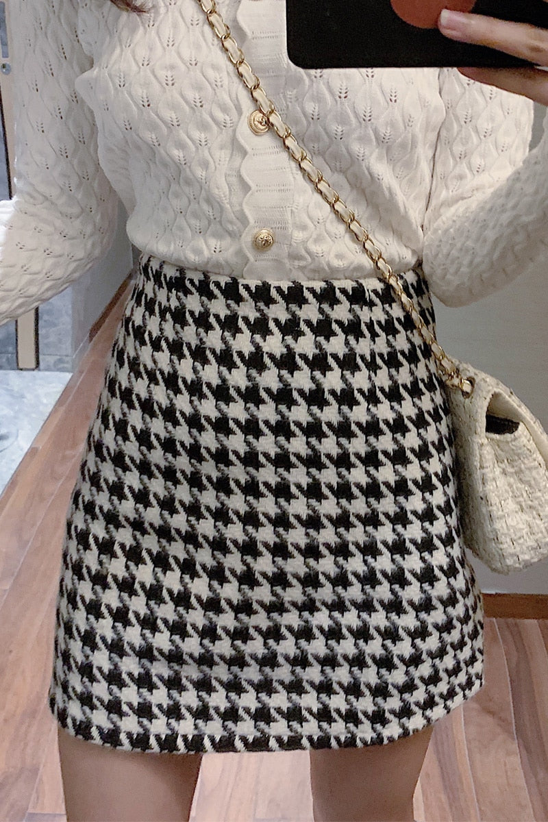 Houndstooth A-line Winter Skirt - Satin & Sox