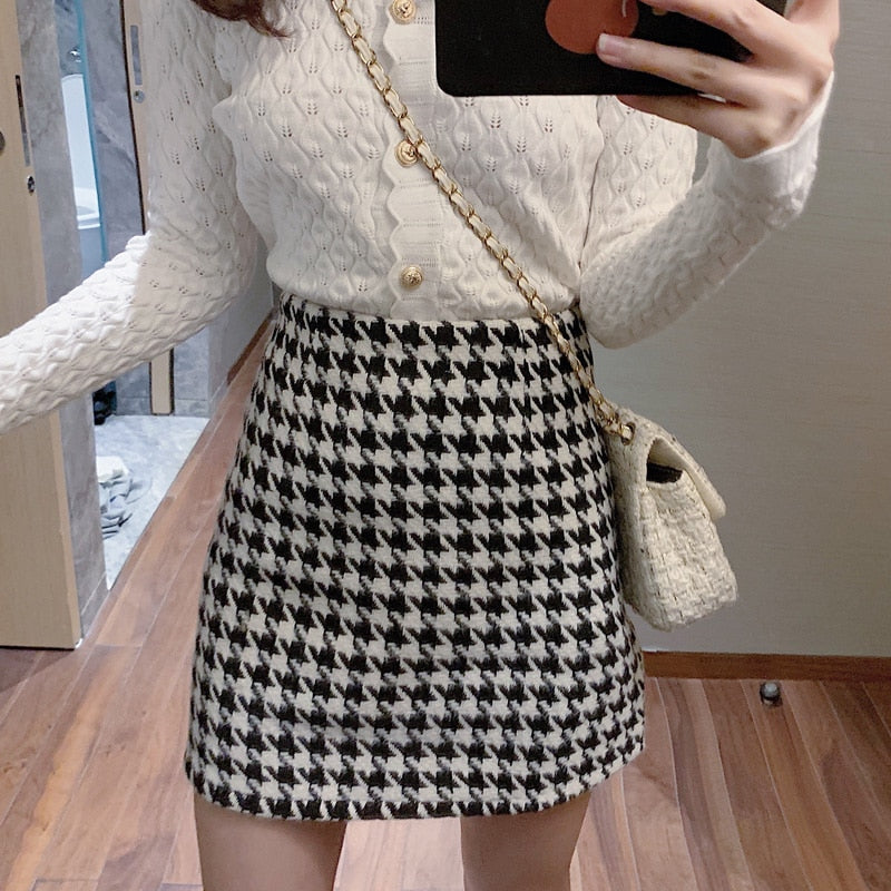 Houndstooth A-line Winter Skirt - Satin & Sox