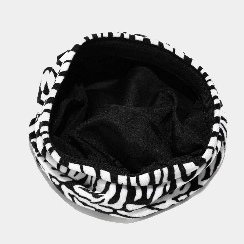 Retro Houndstooth Beret - Satin & Sox